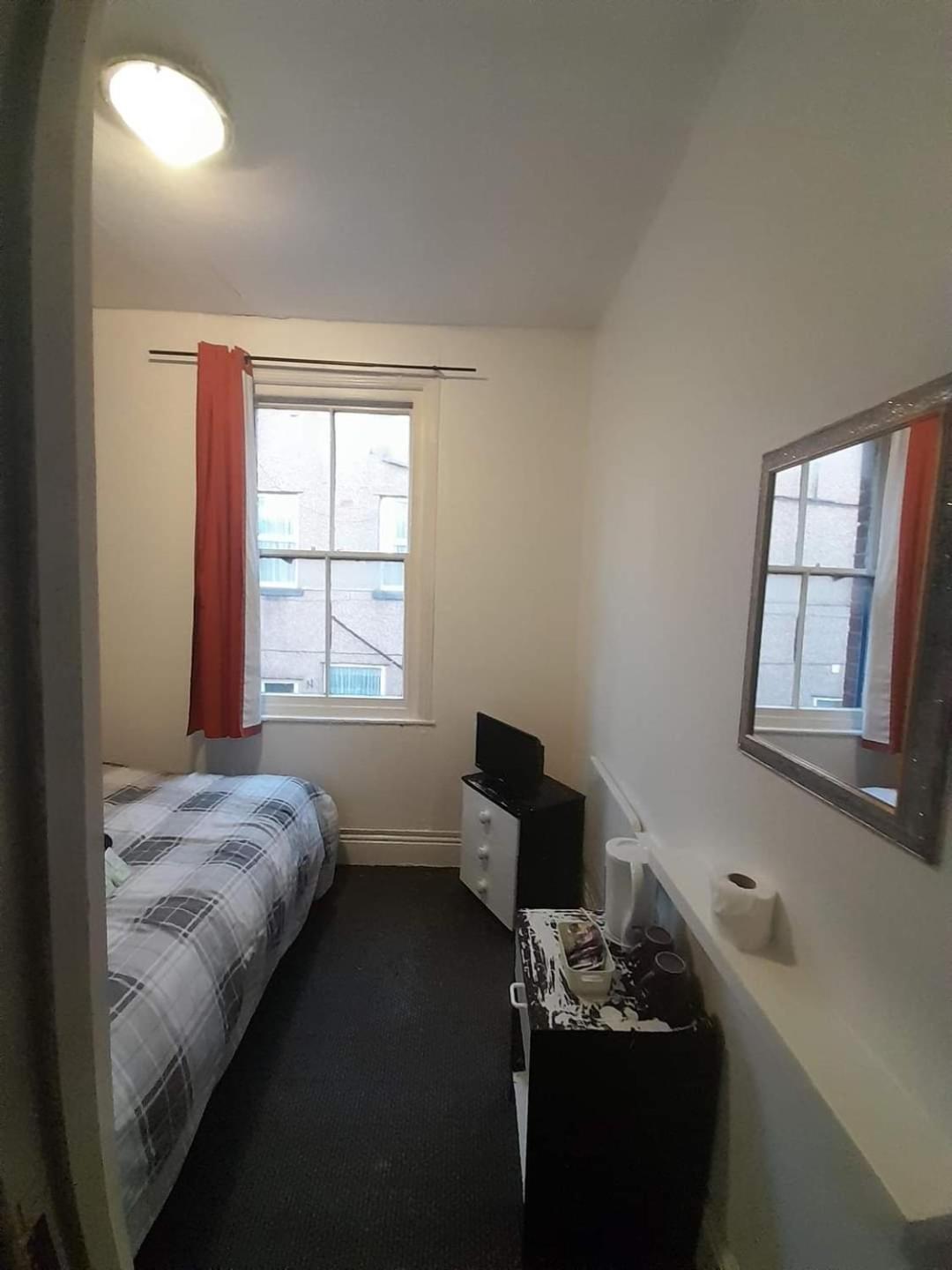 Myroomz Orchid Hotel Μπλάκπουλ Εξωτερικό φωτογραφία